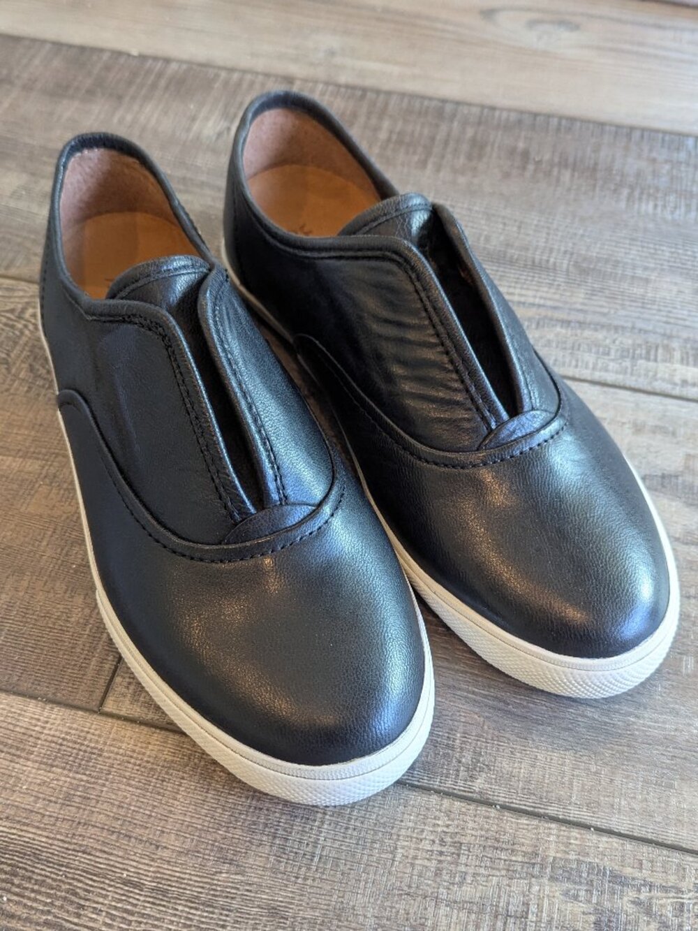 Frye Women's Maya Leather Slip On Sneakers Shoes Black Casual Low Profile 7M